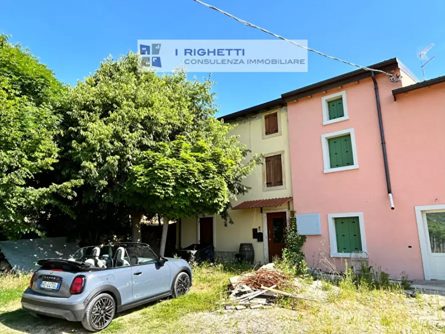 Immagine 19 di Appartamento in vendita  in VIA CA BESI a Negrar di Valpolicella