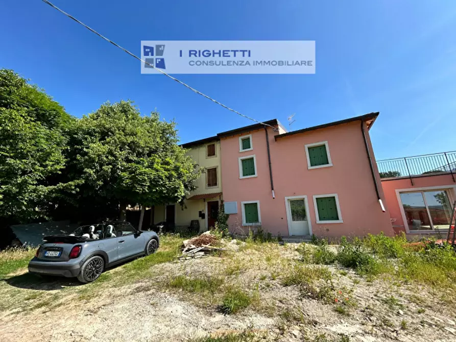 Immagine 20 di Appartamento in vendita  in VIA CA BESI a Negrar di Valpolicella