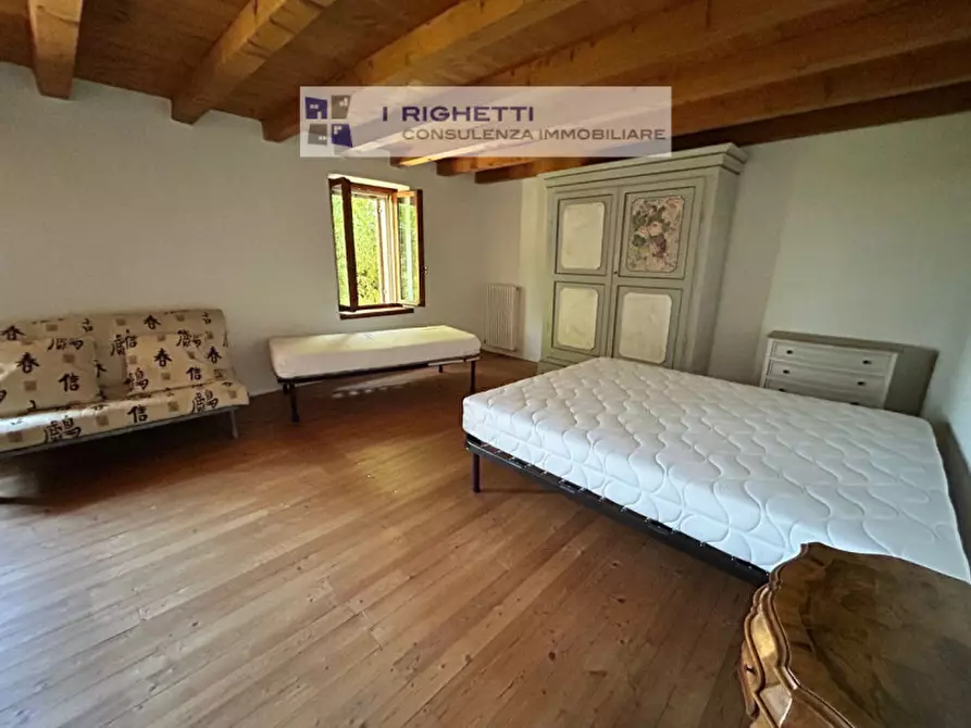 Immagine 26 di Appartamento in vendita  in VIA CA BESI a Negrar di Valpolicella