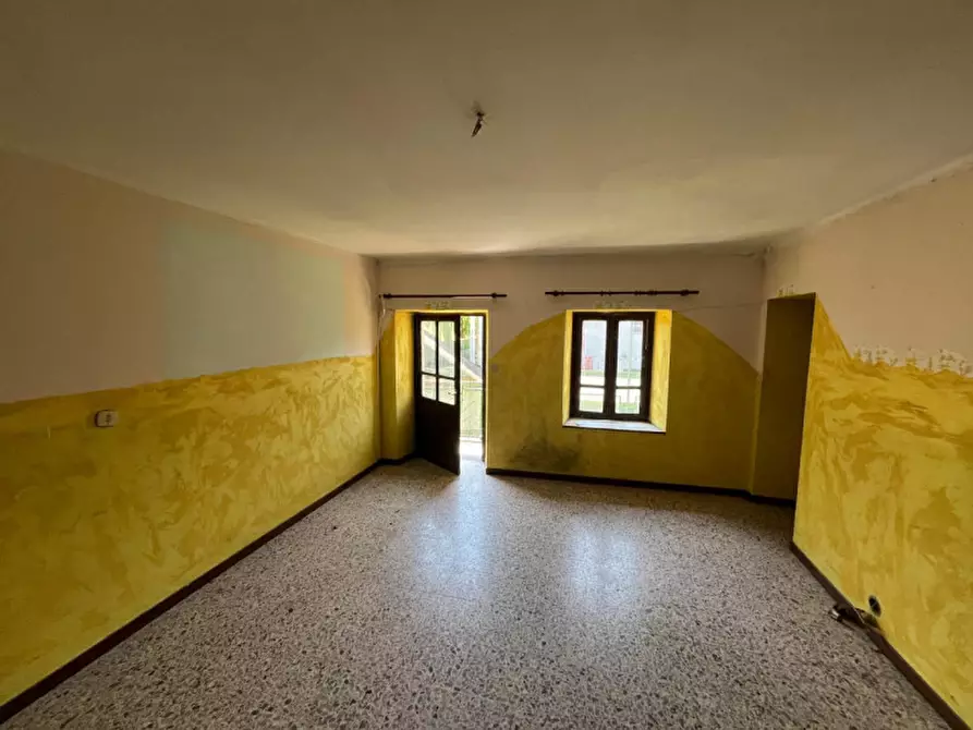 Immagine 11 di Casa indipendente in vendita  in Strada Raviola, 2 a Bairo