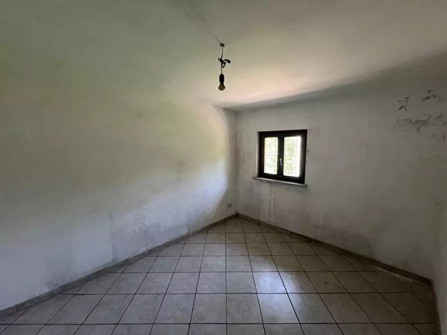 Immagine 19 di Casa indipendente in vendita  in Strada Raviola, 2 a Bairo