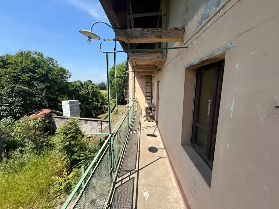 Immagine 22 di Casa indipendente in vendita  in Strada Raviola, 2 a Bairo