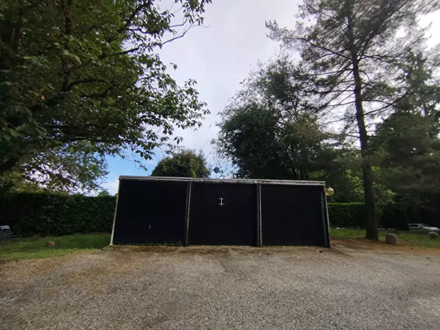 Immagine 2 di Garage in vendita  in Via Folis 21 a Pino Torinese