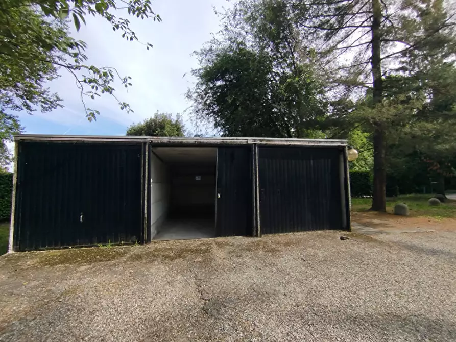 Immagine 5 di Garage in vendita  in Via Folis 21 a Pino Torinese