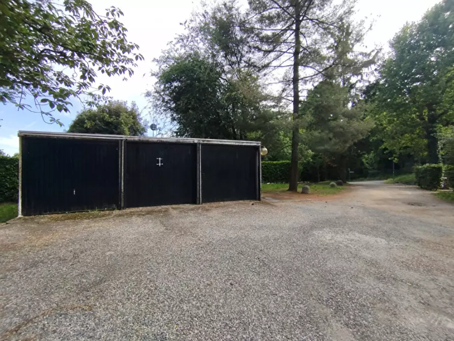 Immagine 11 di Garage in vendita  in Via Folis 21 a Pino Torinese