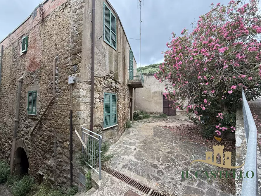 Immagine 2 di Casa indipendente in vendita  a Piegaro