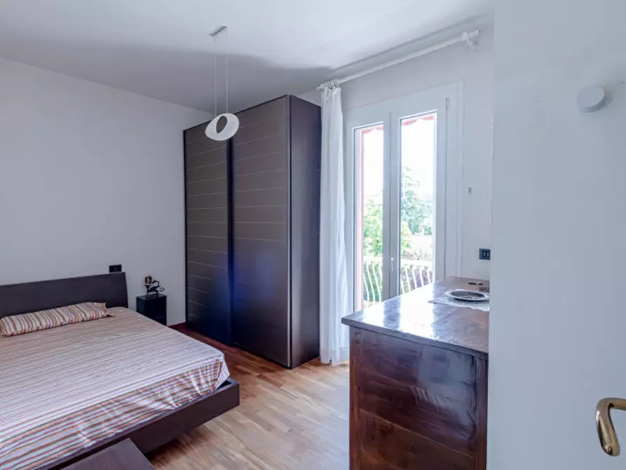Immagine 18 di Casa bifamiliare in vendita  in Via dei Pini a Pianoro