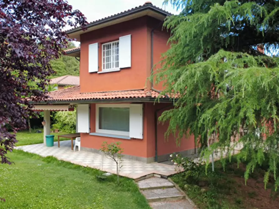 Immagine 36 di Casa bifamiliare in vendita  in Via dei Pini a Pianoro
