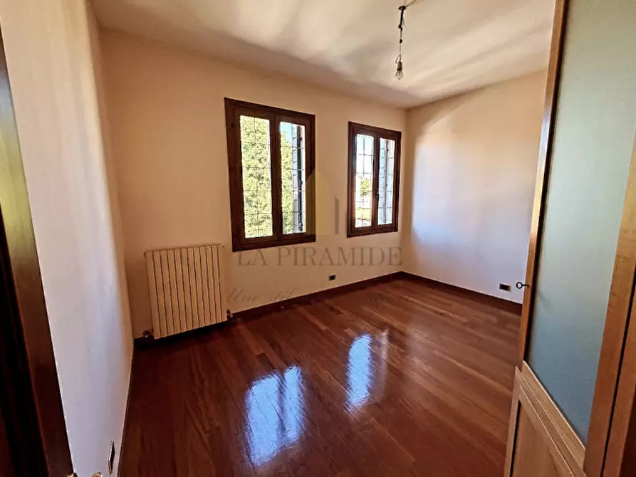 Immagine 11 di Appartamento in vendita  in CENTRO STORICO DUPLEX RIF 267 a Padova