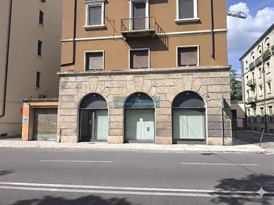 Immagine 1 di Ufficio in affitto  in Circonvallazione Raggio di Sole a Verona