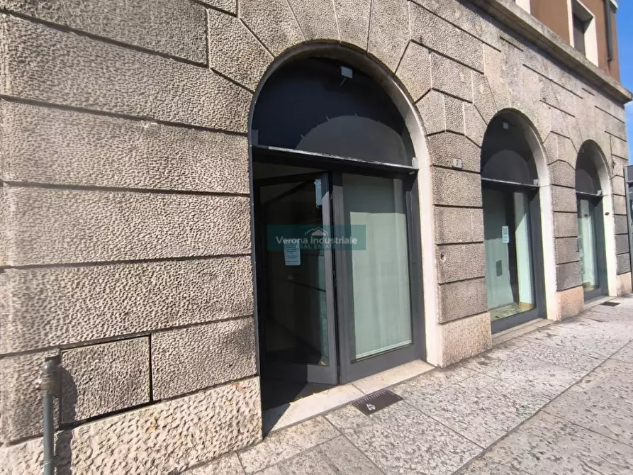 Immagine 8 di Ufficio in affitto  in Circonvallazione Raggio di Sole a Verona