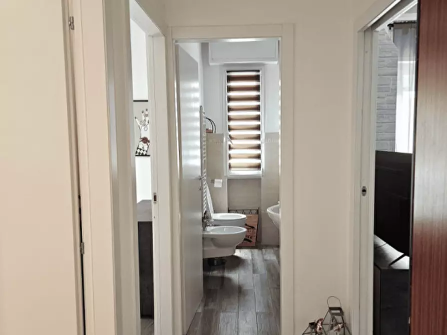 Immagine 5 di Appartamento in vendita  in Viale Porto Palos a Rimini