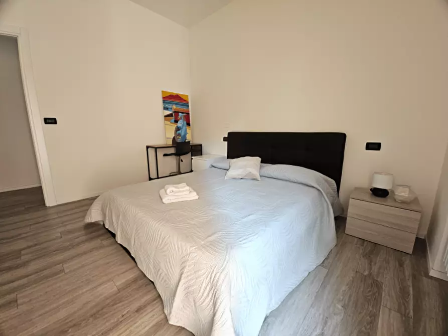 Immagine 8 di Appartamento in vendita  in Viale Porto Palos a Rimini