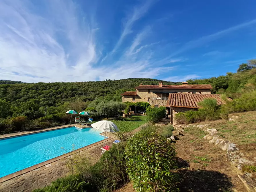Immagine 1 di Rustico / casale in vendita  a Tuoro Sul Trasimeno