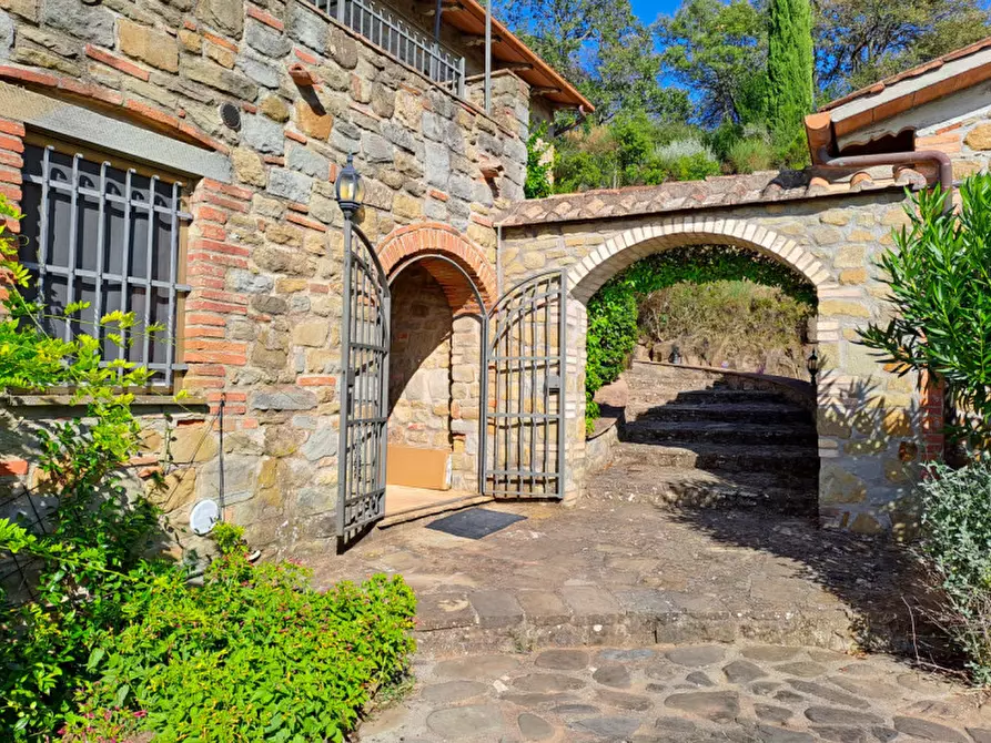 Immagine 5 di Rustico / casale in vendita  a Tuoro Sul Trasimeno
