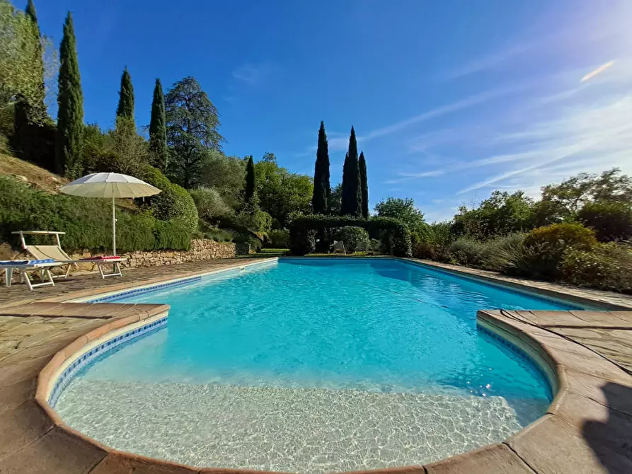 Immagine 8 di Rustico / casale in vendita  a Tuoro Sul Trasimeno