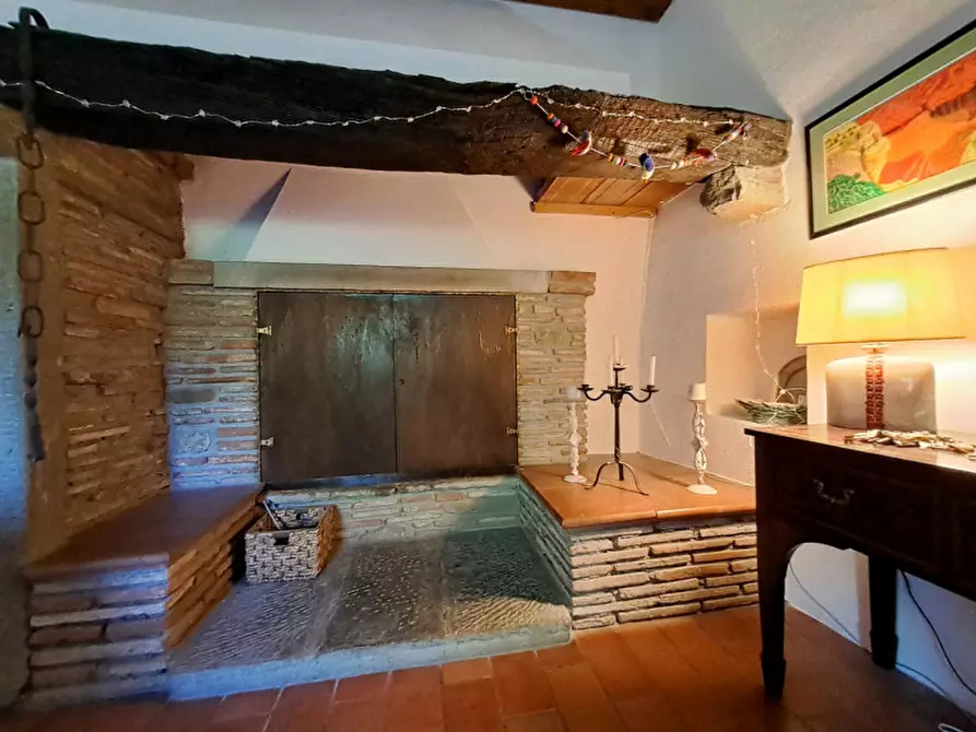 Immagine 15 di Rustico / casale in vendita  a Tuoro Sul Trasimeno