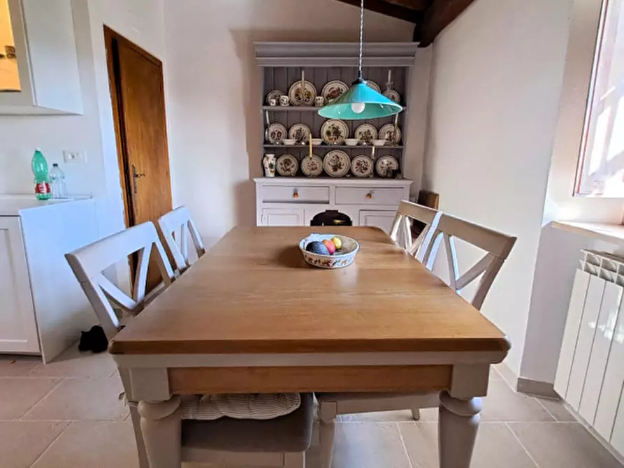 Immagine 21 di Rustico / casale in vendita  a Tuoro Sul Trasimeno