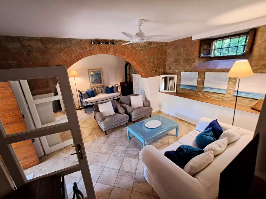 Immagine 32 di Rustico / casale in vendita  a Tuoro Sul Trasimeno