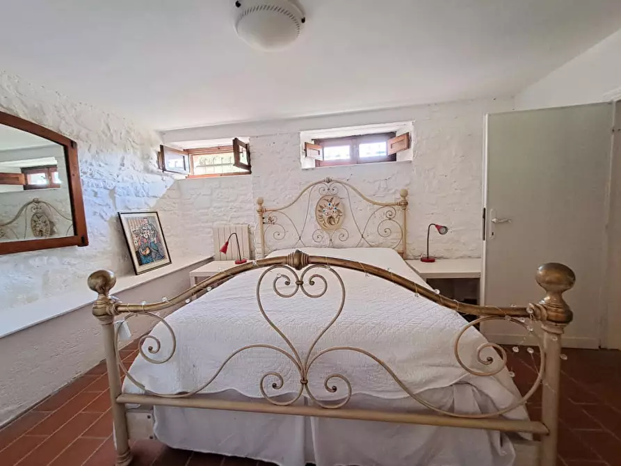 Immagine 38 di Rustico / casale in vendita  a Tuoro Sul Trasimeno