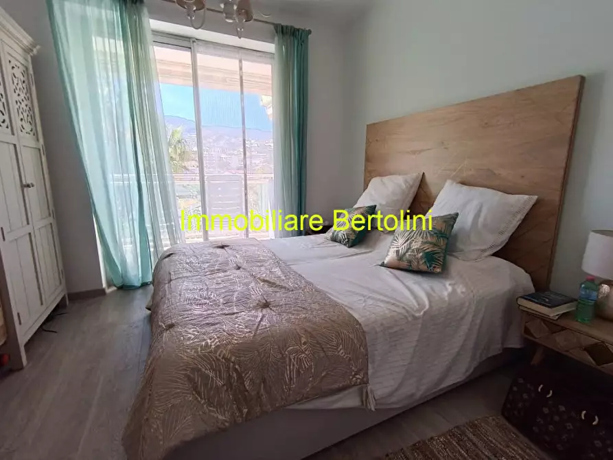Immagine 7 di Appartamento in vendita  in VIA PRIVATA SERENELLA a San Remo