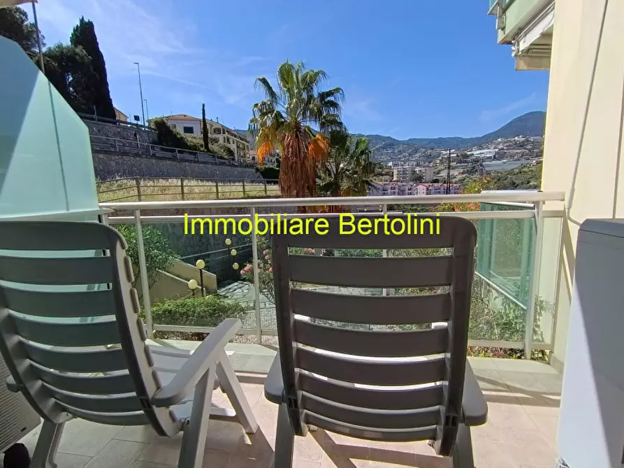 Immagine 8 di Appartamento in vendita  in VIA PRIVATA SERENELLA a San Remo