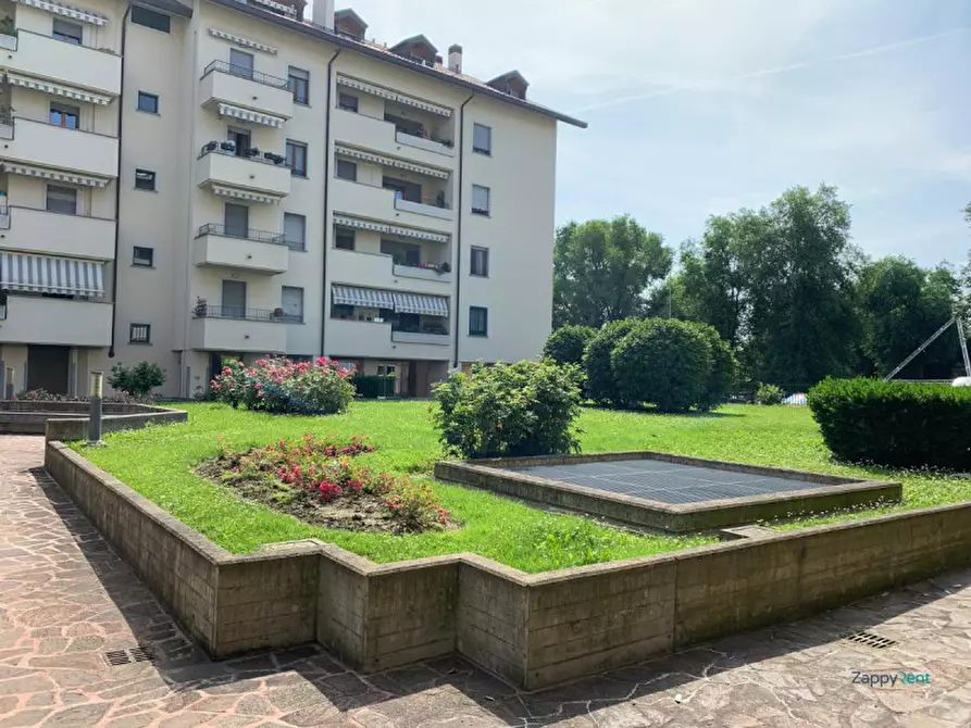 Immagine 19 di Appartamento in affitto  in Via Luigi Calori, 17 a Locate Di Triulzi