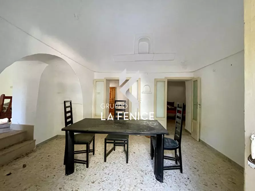 Immagine 44 di Rustico / casale in vendita  in viale delle ginestre a Locorotondo