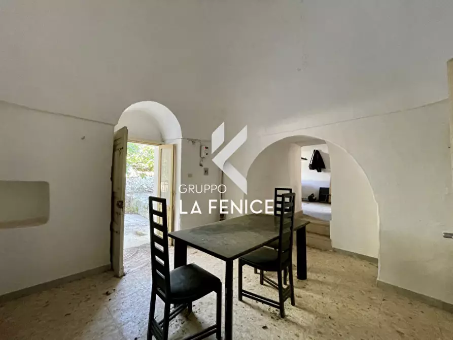 Immagine 49 di Rustico / casale in vendita  in viale delle ginestre a Locorotondo