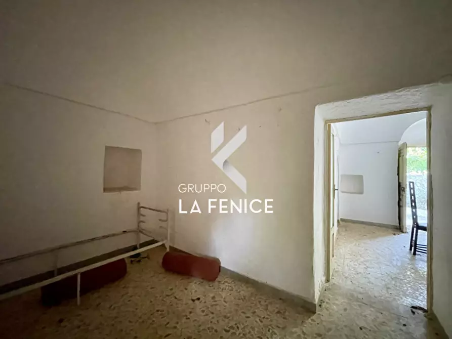 Immagine 59 di Rustico / casale in vendita  in viale delle ginestre a Locorotondo