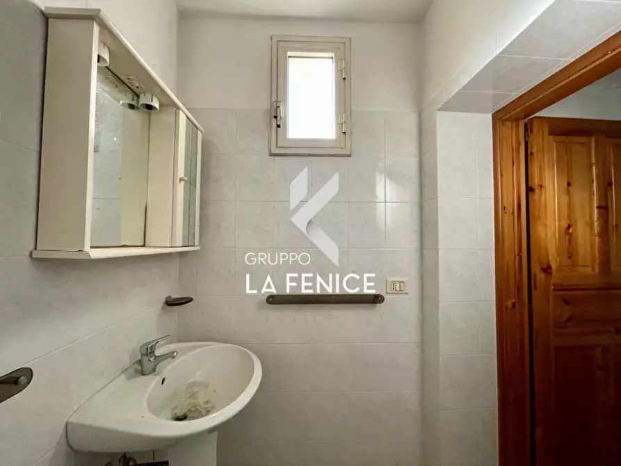 Immagine 70 di Rustico / casale in vendita  in viale delle ginestre a Locorotondo