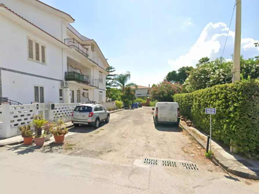 Immagine 2 di Villa in vendita  in Via Fondaco Nuovo, 98043 Rometta Marea ME, Italia a Rometta