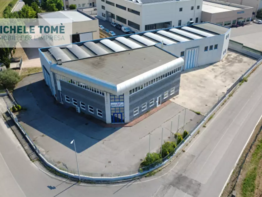 Immagine 2 di Capannone industriale in vendita  in Circumvallazione Bran a Caprino Veronese