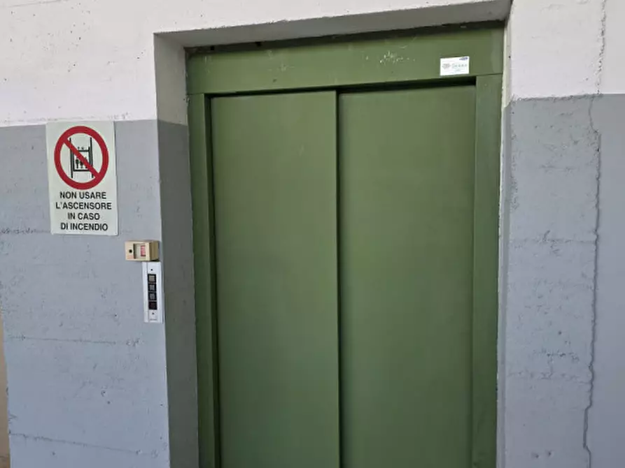 Immagine 33 di Capannone industriale in vendita  in Circumvallazione Bran a Caprino Veronese