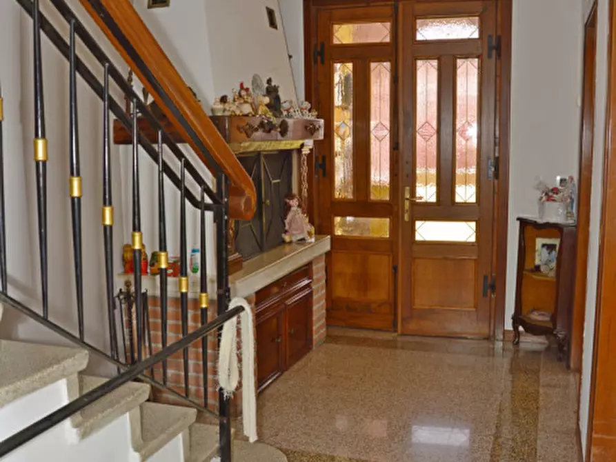 Immagine 6 di Casa indipendente in vendita  in Strada Rivarotta 22 a Bassano Del Grappa