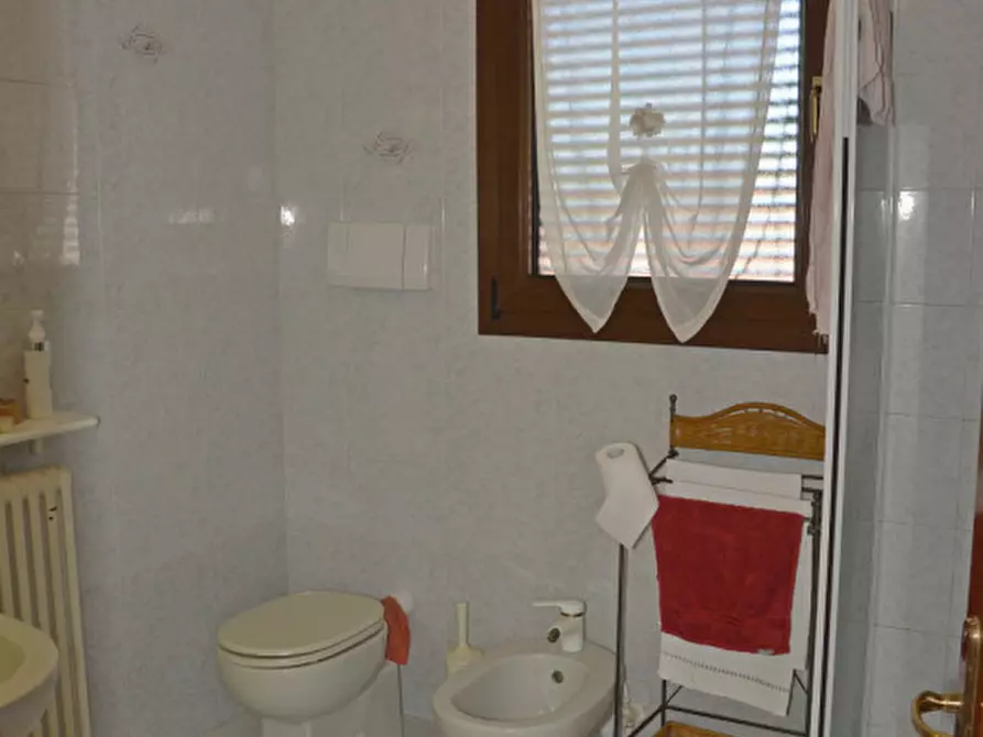 Immagine 8 di Casa indipendente in vendita  in Strada Rivarotta 22 a Bassano Del Grappa