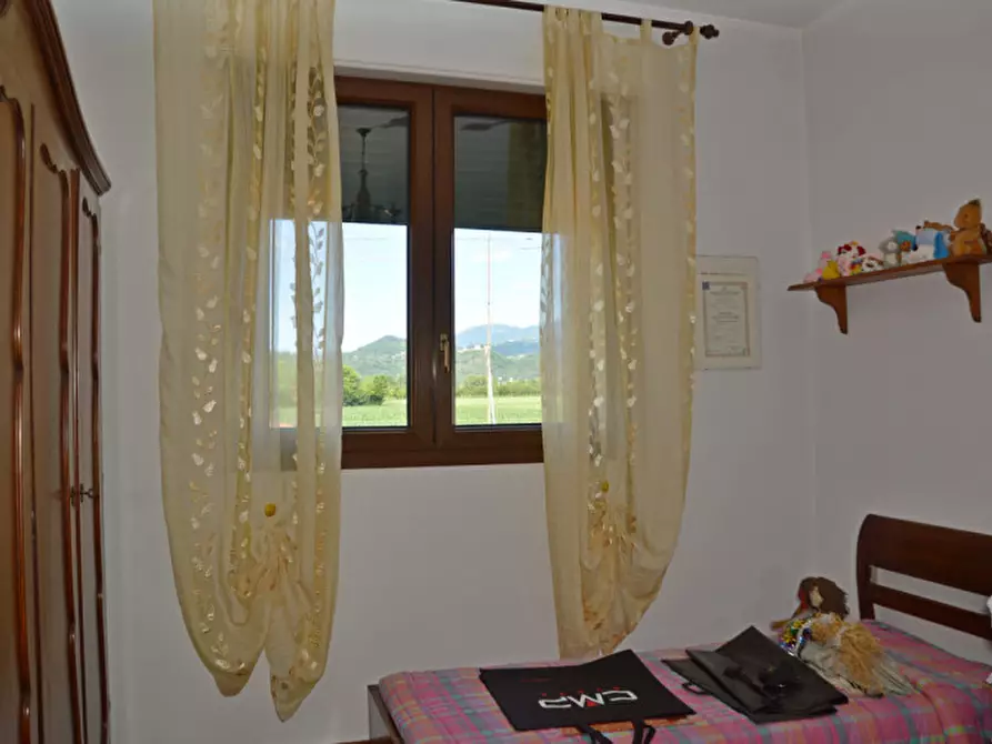 Immagine 10 di Casa indipendente in vendita  in Strada Rivarotta 22 a Bassano Del Grappa