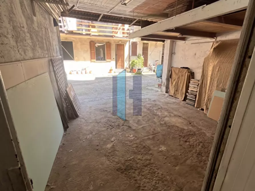 Immagine 8 di Loft/Open space in vendita  in Via Luigi Gamba a Curno