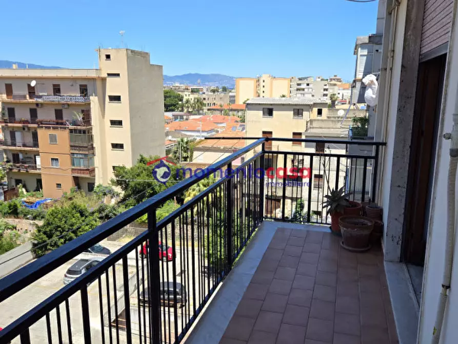 Immagine 23 di Appartamento in vendita  in Via Sbarre Centrali 114 a Reggio Di Calabria