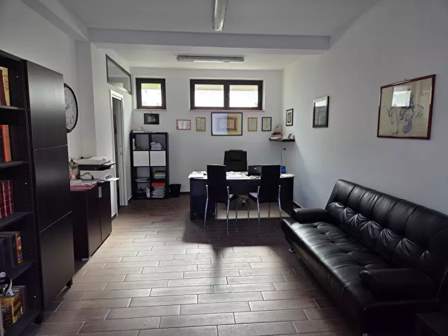 Immagine 1 di Garage in vendita  in Via Pio XI a Reggio Di Calabria