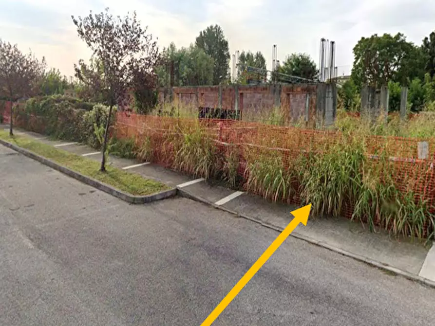 Immagine 6 di Terreno in vendita  in VIA GIANFRANCO MIGLIO a Oppeano