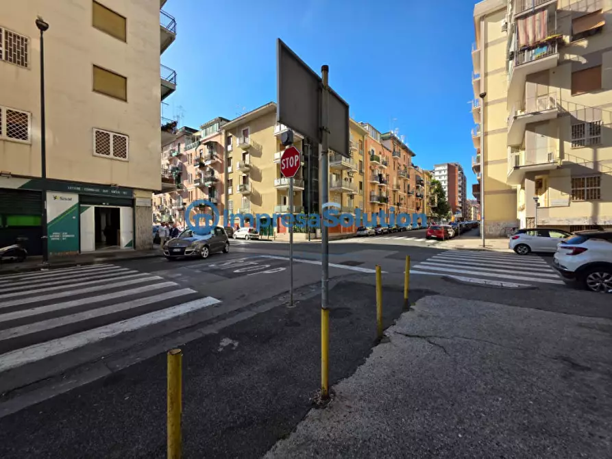 Immagine 1 di Ufficio in affitto  in Via Benedetto Cariteo a Napoli