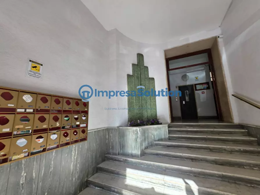 Immagine 8 di Ufficio in affitto  in Via Benedetto Cariteo a Napoli