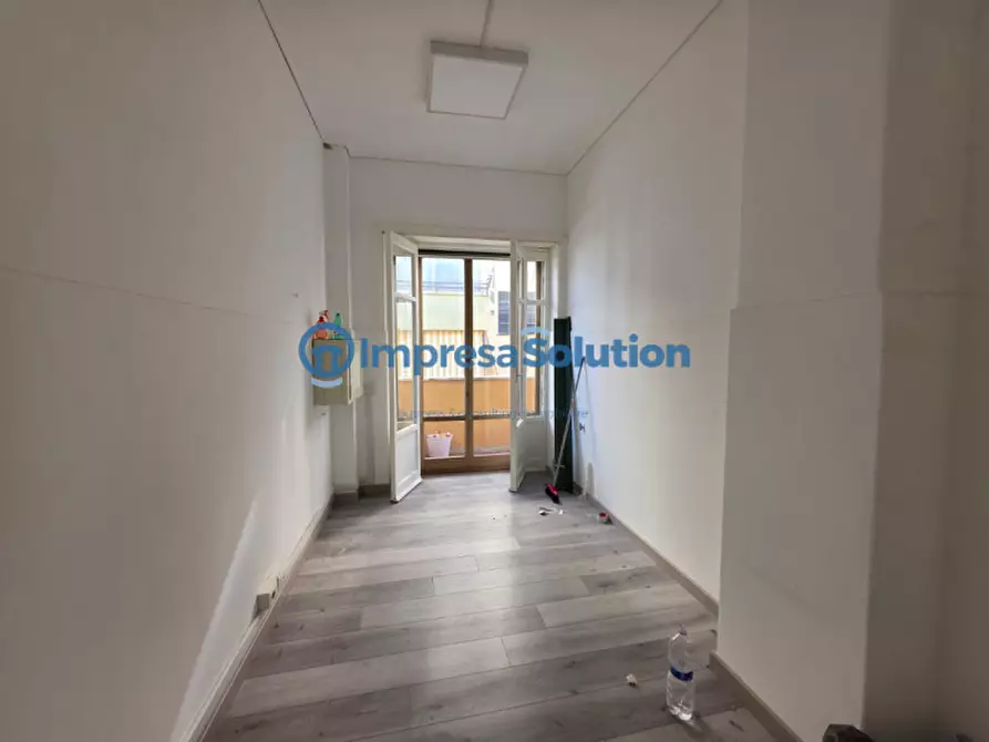 Immagine 30 di Ufficio in affitto  in Via Benedetto Cariteo a Napoli