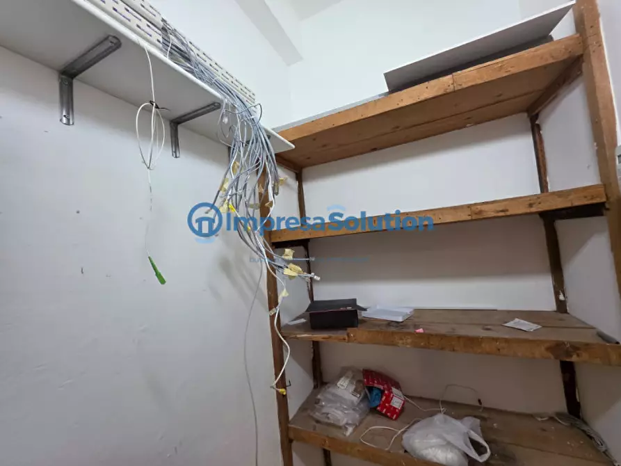 Immagine 34 di Ufficio in affitto  in Via Benedetto Cariteo a Napoli
