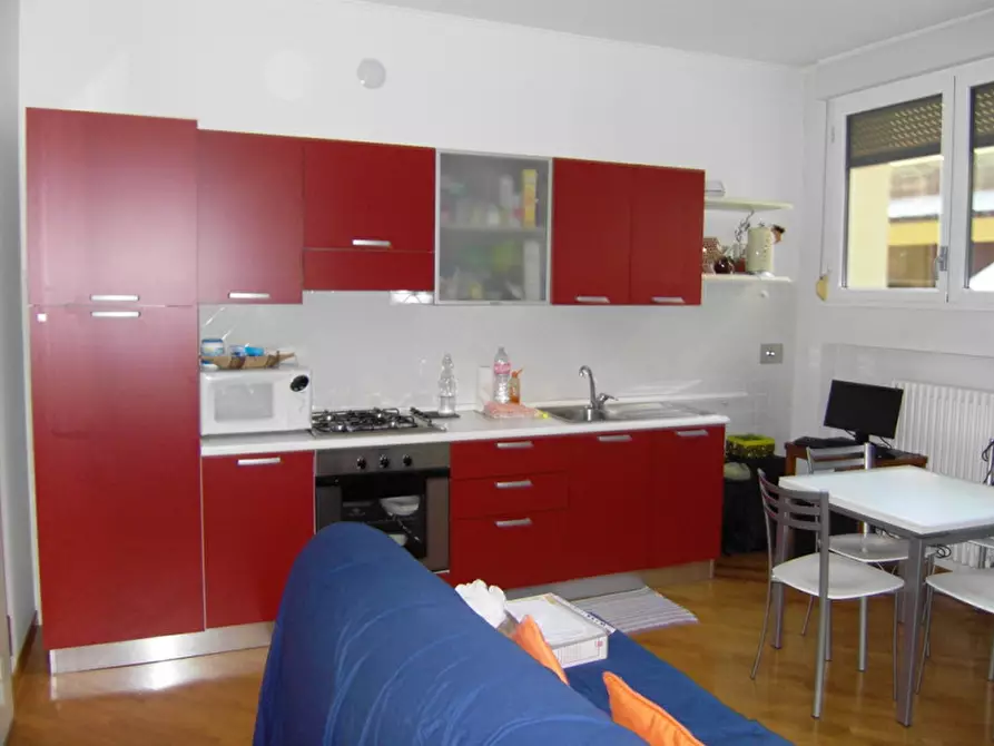 Immagine 4 di Appartamento in vendita  in Via Sant'Isaia a Bologna