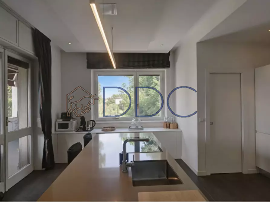 Immagine 12 di Appartamento in vendita  in Strada delle Terrazze 56 a Torino
