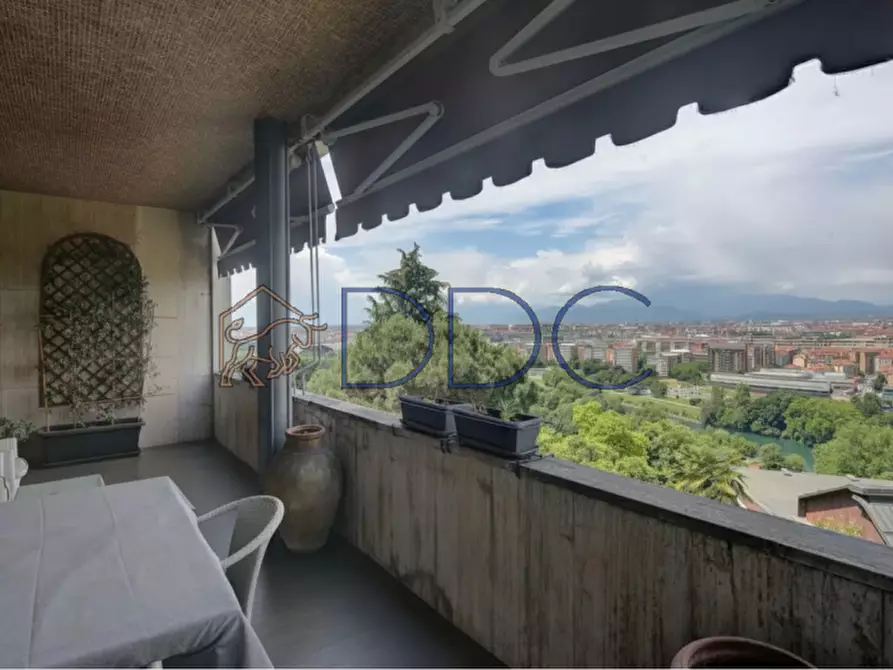 Immagine 19 di Appartamento in vendita  in Strada delle Terrazze 56 a Torino