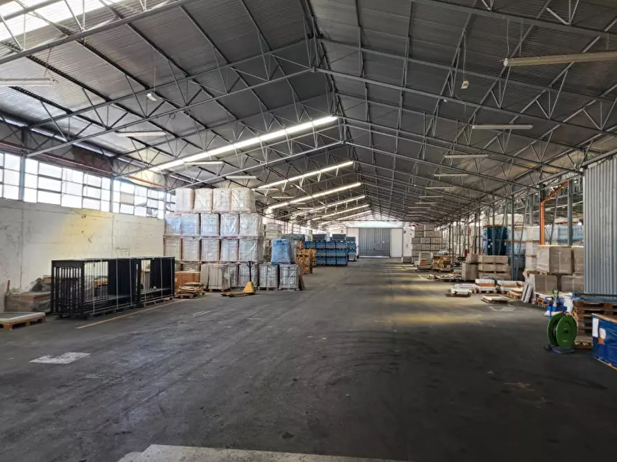 Immagine 1 di Capannone industriale in affitto  a Fiorano Modenese