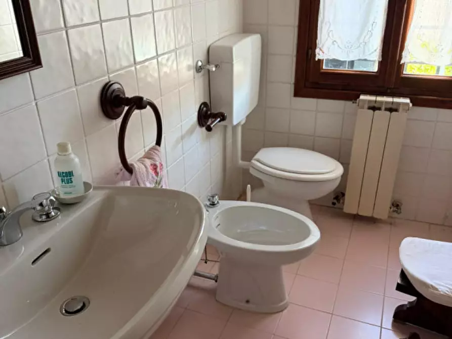 Immagine 14 di Casa indipendente in vendita  a Volpago Del Montello